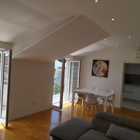 Apartment Nina Podstrana Buitenkant foto