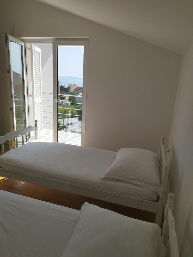 Apartment Nina Podstrana Buitenkant foto